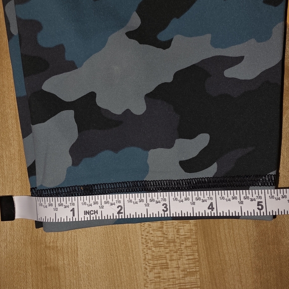 lululemon athletica Camouflage Leggings (YLEG9) - Picture 8 of 10